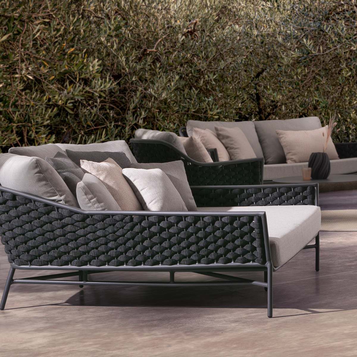 Gartenliege Outdoor Daybed Aluminium wetterfest grau Everly PickUpMöbel