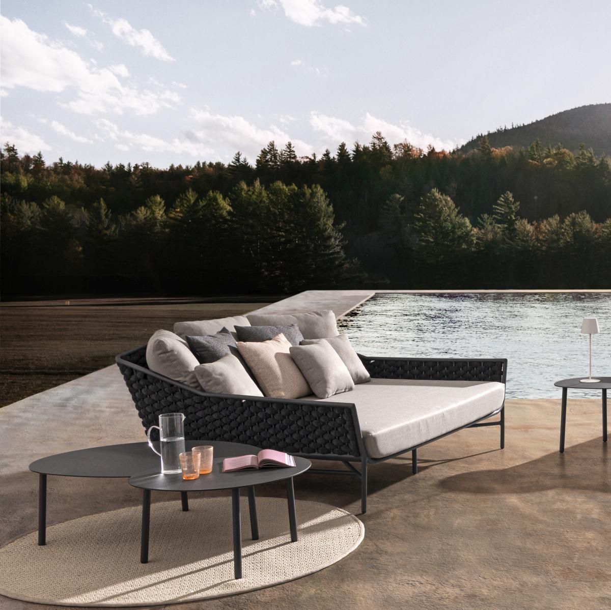 Gartenliege Outdoor Daybed Aluminium wetterfest grau Everly PickUpMöbel