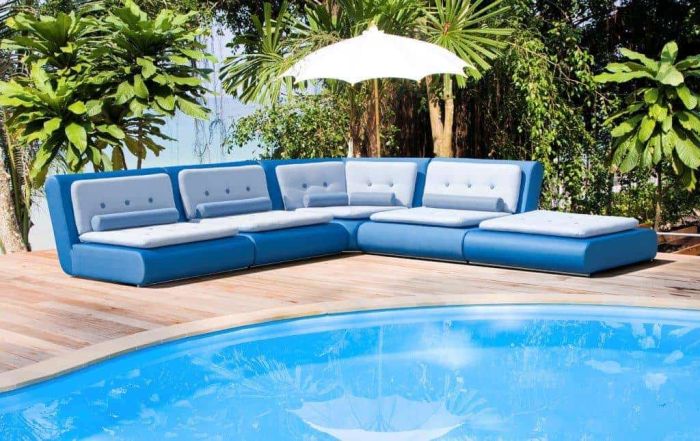 Gartensofa Memphis mit Bezug Silvertex blau Ice